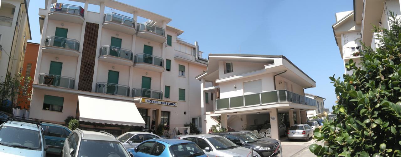 Hotel Ristoro Bellaria-Igea Marina Extérieur photo